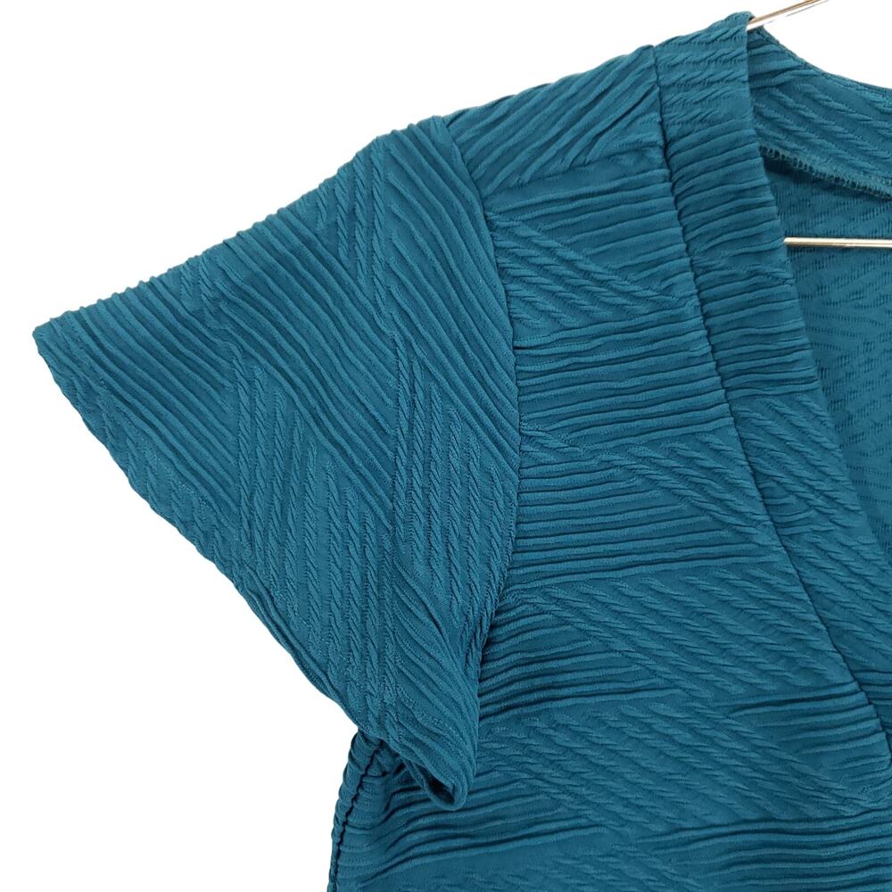 89th & Madison Blouse Womens Small Teal Short Sleeve Accented V Neck Chic Top - Picture 5 of 11